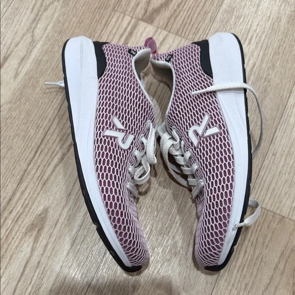Rieker Women's Mauve Mesh Sneakers. NWOT - Picture 4 of 5